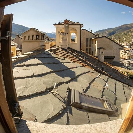Aosta Con Vista - Appartamento In Centro Eksteriør billede